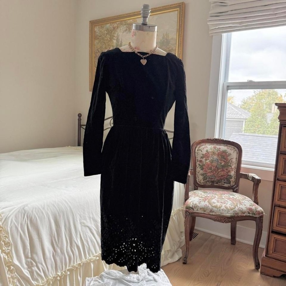 vintage 60s‎ jonathan logan union made black holiday velvet dress size 7